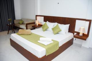 Shavona Bliss Mirissa - 2