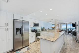 Luxury Oceanfront Condo - Stunning Views & Private Balcony - Ebb Tide 305 - New Smyrna Beach - 2