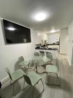 Luxury Unit at Walmer Villas - 0