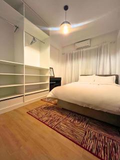 Le modern et centrale avec Piscine et Parking Privé - 8