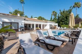 Villa Casa La Concha - Luxury 6 bedroom Villa in Marbella, Beautiful Mountain View, Heated Swimming Pool, 15min walk to Puerto Banus Beaches, Sleeps up to 12 - Marbella - 4