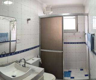 Apartamento confortável perto da praia das Pitangueiras duas vagas de garagem - Guarujá - 2