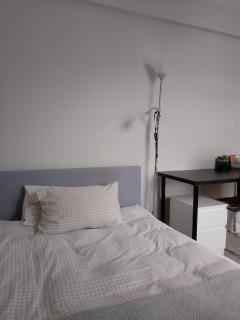 Double or twin room in town centre - East Grinstead - 6