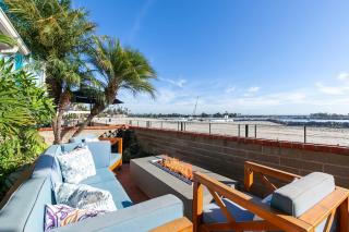 Bayfront Apartment Steps to the Sand - Ultimate Coastal Living - San Diego - 6