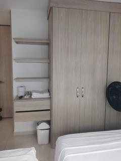 Jardin imperial, habitaciones economica en apartamento familiar zona tranquila WIFI - 2