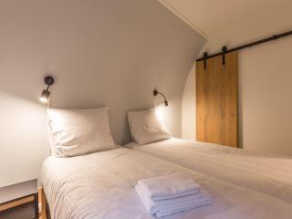 Thatched Group Home in Netherlands with Privacy - De Bult - 7