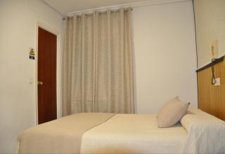 Hostal Ramón y Cajal - Valladolid - 0