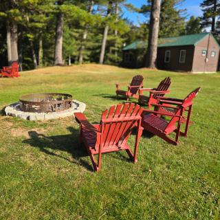 Paddler's Rest Lakeside Cabins and Motel - Long Lake - 2