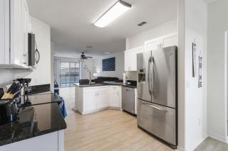 5-3 Pool Home Located In Sunset Ridge Community! - Davenport - 2