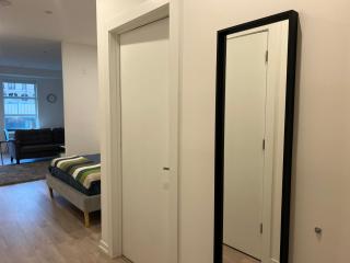 Calypso- Hollywood Apartment with Pool, Gym & FREE Parking - Los Angeles - 7