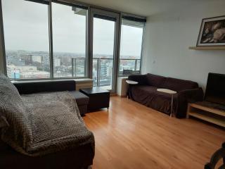 Skyline View Apartment - 15th Floor Bliss - Bratislava - 6