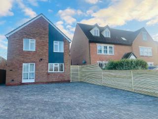 Luxury Central Oxford Detached Home - Oxford - 0