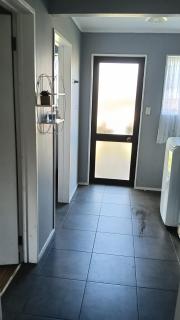 5 Bedroom Home in Hamilton - 1