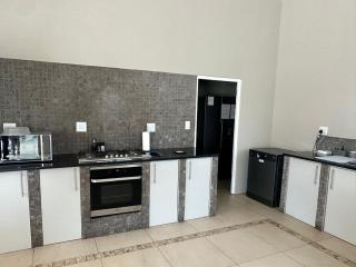 Luxury Beachfront Villa - Langebaan - 7