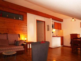 Grand appartement 6 pers, piscine & sauna, proche pistes & commerces - FR-1-322-662 - 7