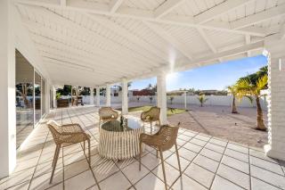 NEW Stunning 5BR Tropical Oasis by Bocobay - Palm-Eagle Beach - 4