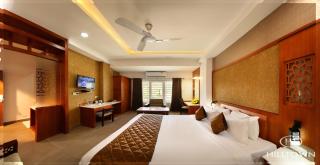 Kgees - Hill Town Hotel - 3