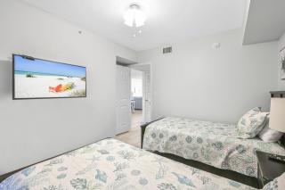 Terrace at Pelican Beach Resort, Pools, Hot Tubs, in the heart of Destin - Destin - 1