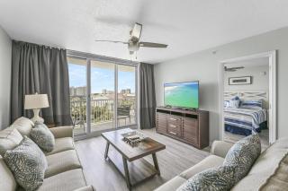 Terrace at Pelican Beach Resort, Pools, Hot Tubs, in the heart of Destin - Destin - 3