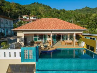 Karon Bliss: 4 Bedroom Haven - 9