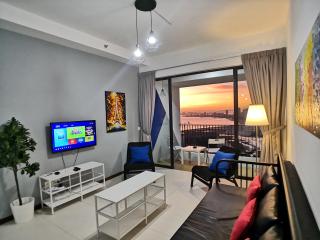 Urban Suites by Comfy Penang - 4
