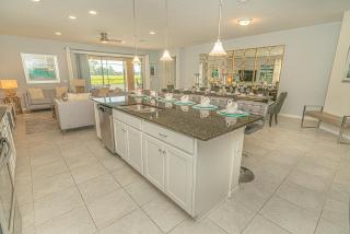 Last Minute Disney Getaway! Private Pool, Hot Tub & Games Room. Book Now! #38298 - Kissimmee - 3