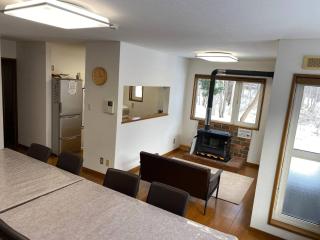 Midway Makkari House - 8