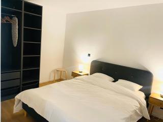 Camus Flats - Bruxelles - 1