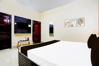 Hotel O R B Palace - Varanasi - 2