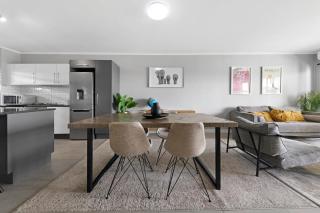 Two Bedroom Luxury Apartment, Century City - BackUp Power - Città del Capo - 9