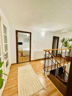 Londof Villa with panoramic view - Braşov - 4