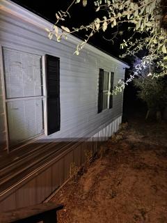 Large bedroom and bathroom to enjoy - 1