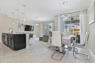 Last Minute Disney Getaway! Private Pool, Hot Tub & Games Room. Book Now! #97491 - Kissimmee - 6