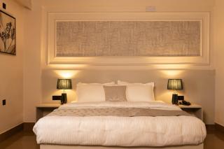 The Layover Hotel - - 4