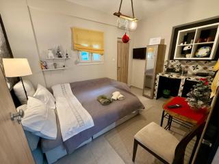 Mini Luxe Retreat - Volos - 0