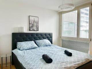90 m2 Donau City Maisonette with Free Parking - Wenen - 0