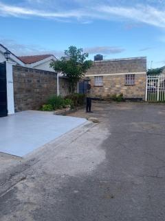 Perfect 2BR Private Bungalow Near International Airport & Mall - Nairobi, Kenya - Nairobi - 1