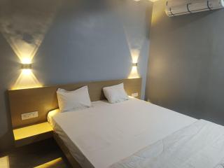 Hotel Kanhaiya & Restaurant - - 0