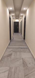 Hotel Royal Inn - 1