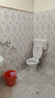 HGRD Guest House & Restaurant - Ani - 3