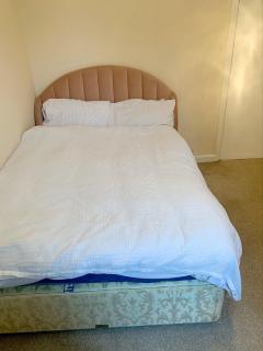Neat double room available in a 2 bedroom flat - Johnstone - 4
