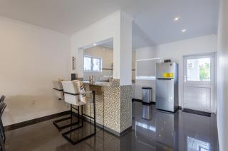 Grey Apartments - Willemstad - 1