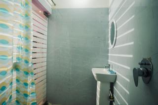 Bluebird stay ganeshguri - Guwahati - 1