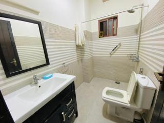 Air Avenue Luxury apartment - Lahore - 7