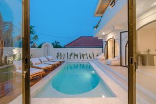 Villa SANKARA - Rooftop 3BR Villa with Brasero & Cinema - Sunset view - Canggu Beach - Canggu - 8