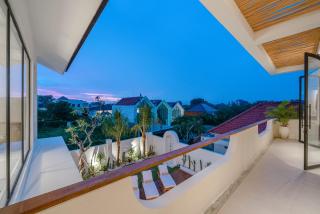 Villa SANKARA - Rooftop 3BR Villa with Brasero & Cinema - Sunset view - Canggu Beach - Canggu - 4