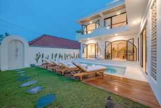 Villa SANKARA - Rooftop 3BR Villa with Brasero & Cinema - Sunset view - Canggu Beach - Canggu - 2