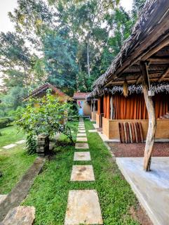 Sawandara Garden Ayurveda Resort & Spa - Dikwella - 1