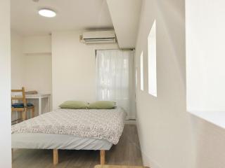 Shinjuku Kabuki Youth Hostel#New Sunshine Room#50 second walk from Higashi Shinjuku subway#Automatic locking door at entrance#新宿1 - Tokyo - 8