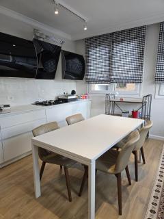 Shtepia e Daves 3Bdr & parking - Tirana - 3